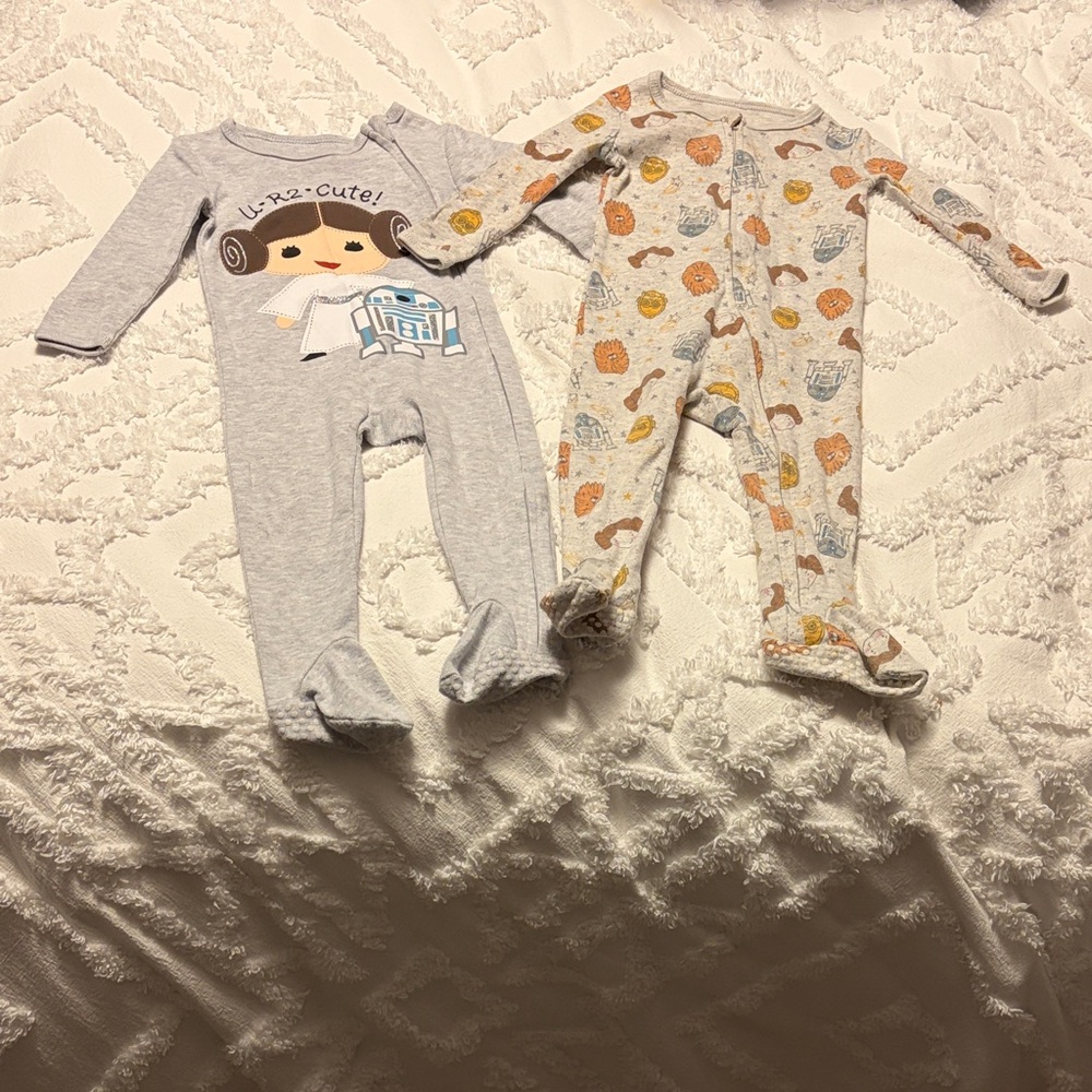 StarWars footie pajamas, 12 month. Twins.
